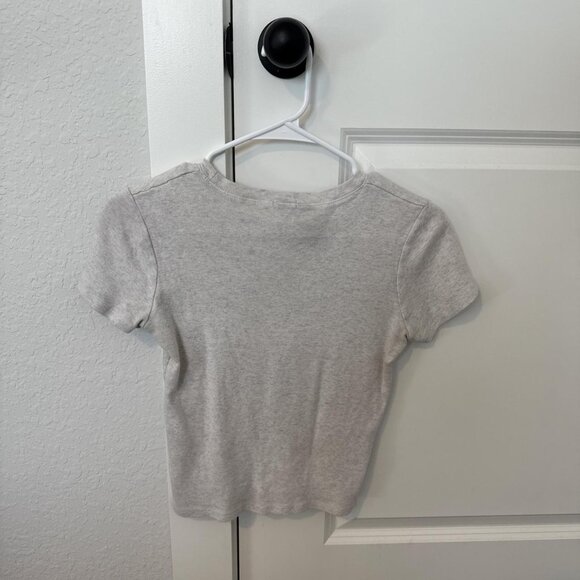 Brandy Melville Women's Grey T-shirt - Picture 2 of 3